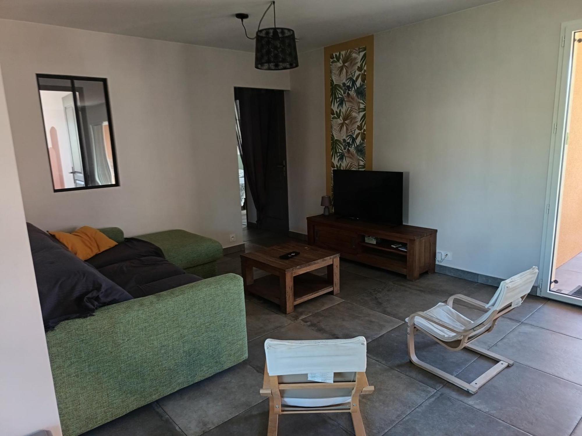 Sun Vallon Luaran gambar