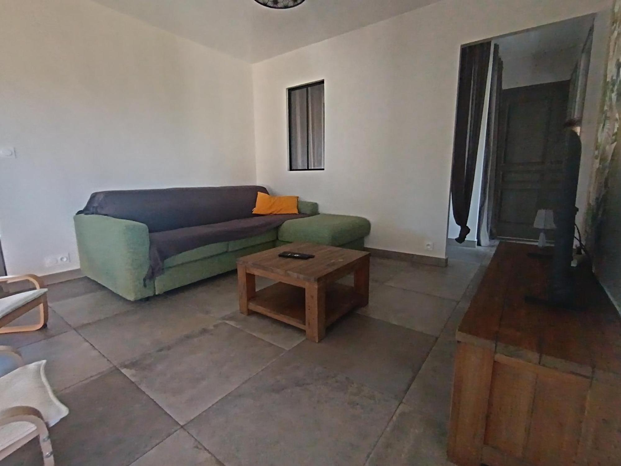Sun Vallon Luaran gambar