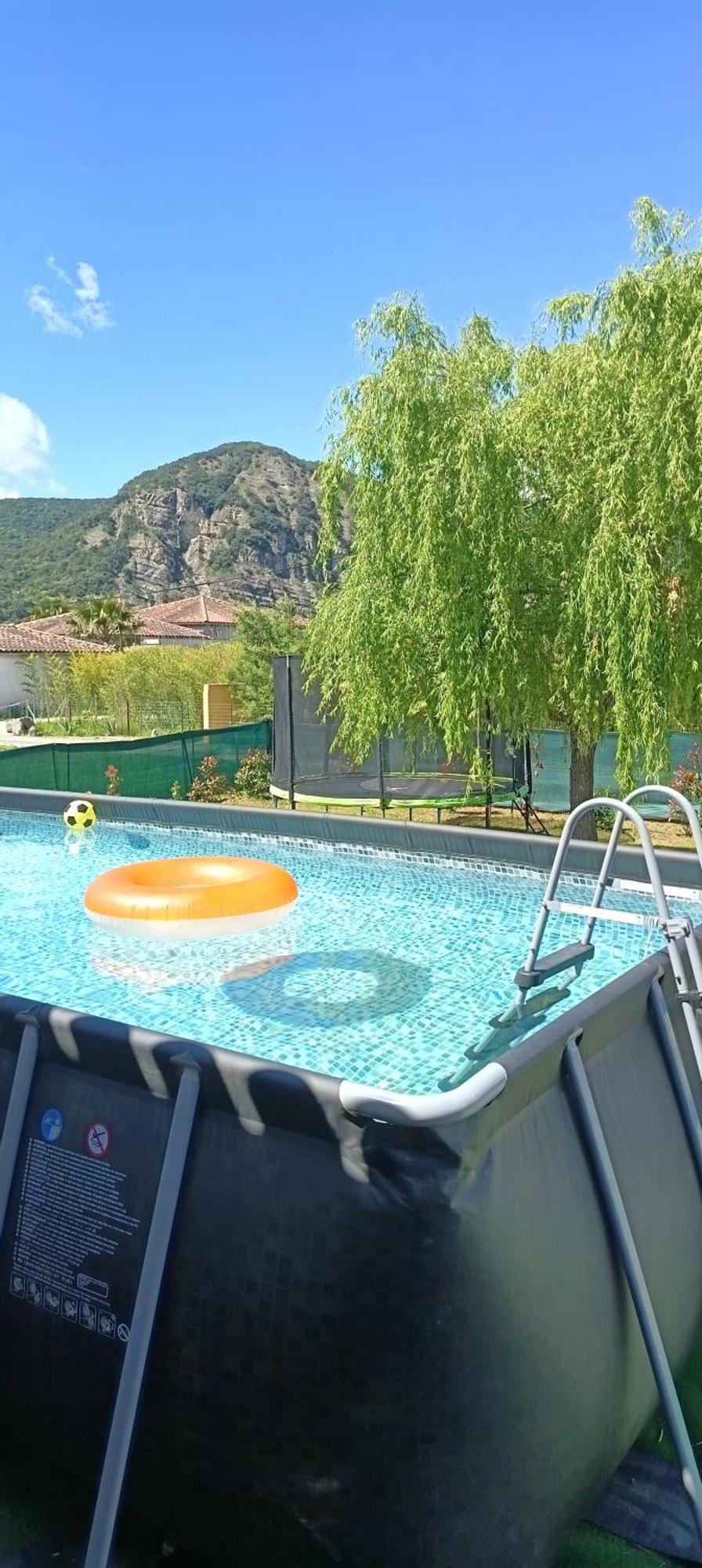 Sun Vallon Luaran gambar